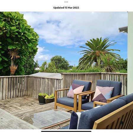 Cabbage Tree - Summer Or Winter Beachfront Haven Papamoa Bagian luar foto